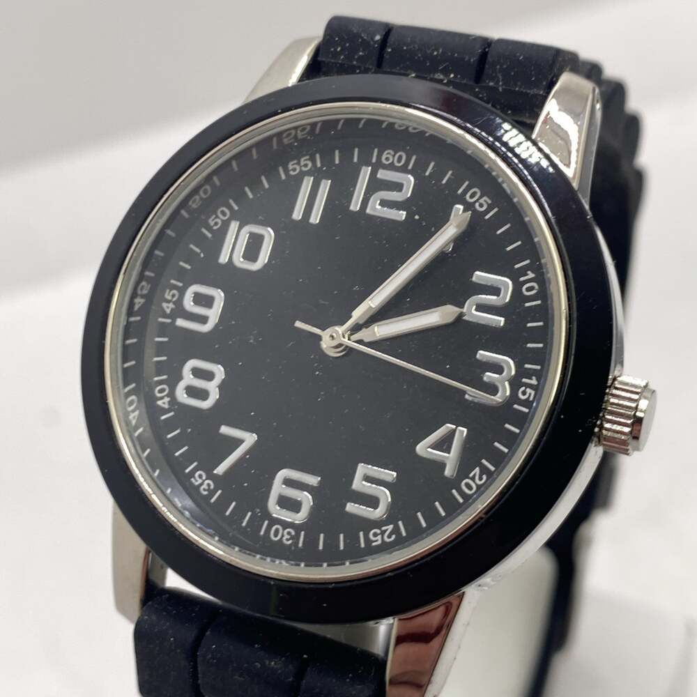 Womens Black Rubber Watch New Battery
